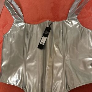 Silver corset new is so cute and always look fine with this